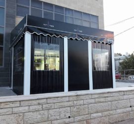 סוכך למרפסת נגד גשם