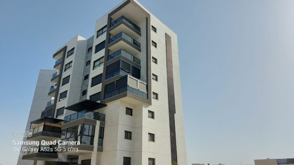 סגירת מרפסת | סגירות חורף